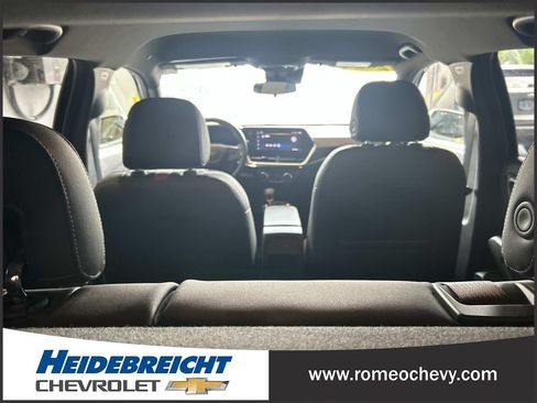Certified 2024 Chevrolet Trax RS w/ Driver Confidence Package FWD image 30
