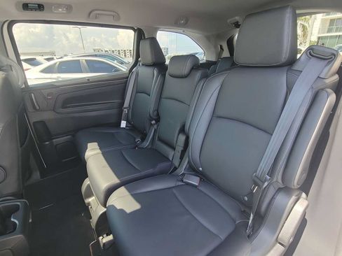 Used 2024 Honda Odyssey EX-L image 19