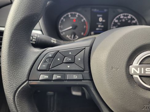 Used 2025 Nissan Altima 2.5 S image 15