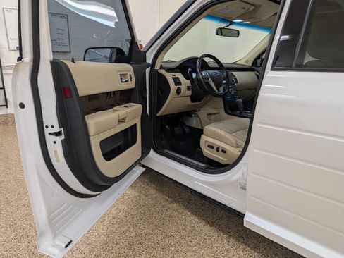 Used 2013 Ford Flex Limited image 6