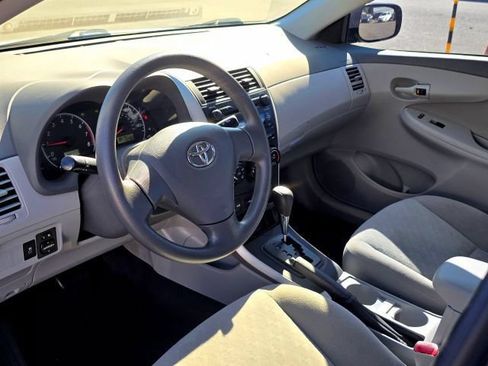 Used 2009 Toyota Corolla LE FWD image 11