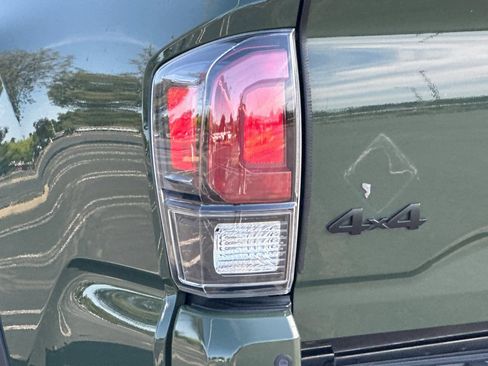 Used 2020 Toyota Tacoma TRD Pro AWD/4WD image 46