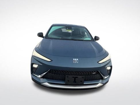 Certified 2024 Buick Envista Sport Touring w/ Convenience II Package image 10