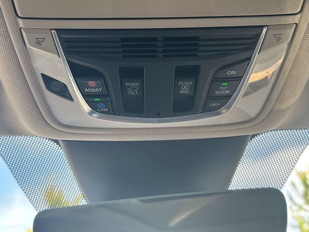 Certified 2024 Acura MDX SH-AWD image 19