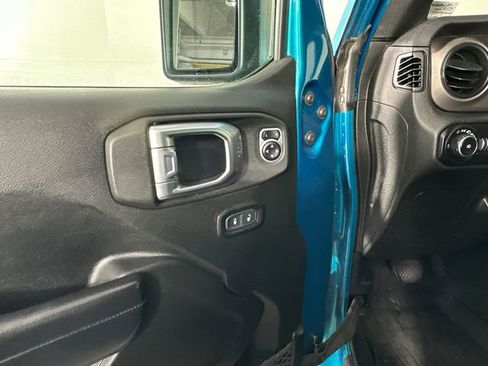 Used 2020 Jeep Wrangler Unlimited Sport image 17