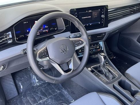 New 2025 Volkswagen Jetta SE image 15