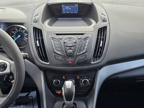 Used 2015 Ford Escape SE FWD image 15