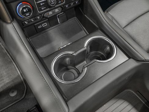 Used 2023 Chevrolet Tahoe High Country w/ Premium Package 2 image 24