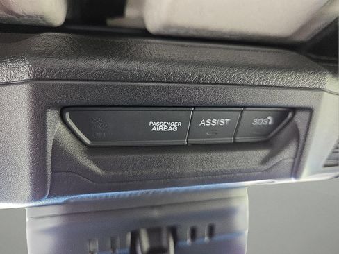 Used 2025 Jeep Gladiator Sport AWD/4WD image 22