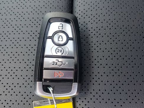 New 2026 Ford F150 Lariat w/ Equipment Group 502A High image 48