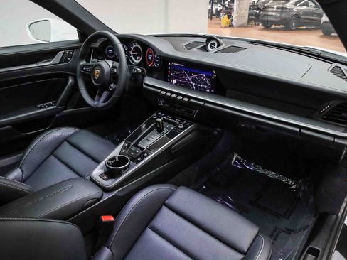 Used 2024 Porsche 911 Carrera S image 14