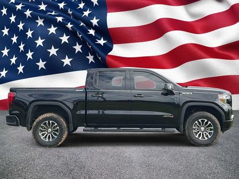 Used 2019 GMC Sierra 1500 AT4 w/ AT4 Premium Package AWD/4WD image 4