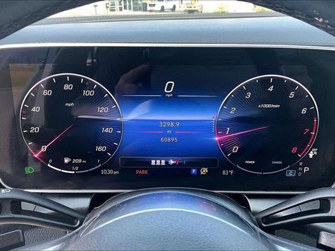 Used 2024 Mercedes-Benz GLC 300 4MATIC image 20