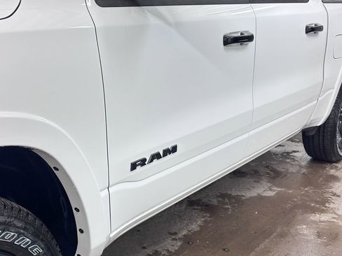New 2026 RAM 1500 4x4 Crew Cab image 17