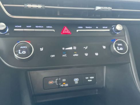 Used 2025 Hyundai Sonata SEL FWD image 20