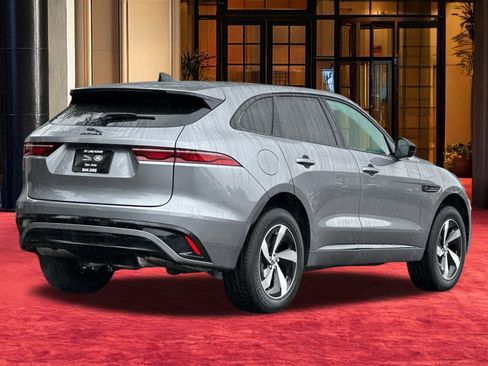 New 2025 Jaguar F-PACE R-Dynamic S image 10