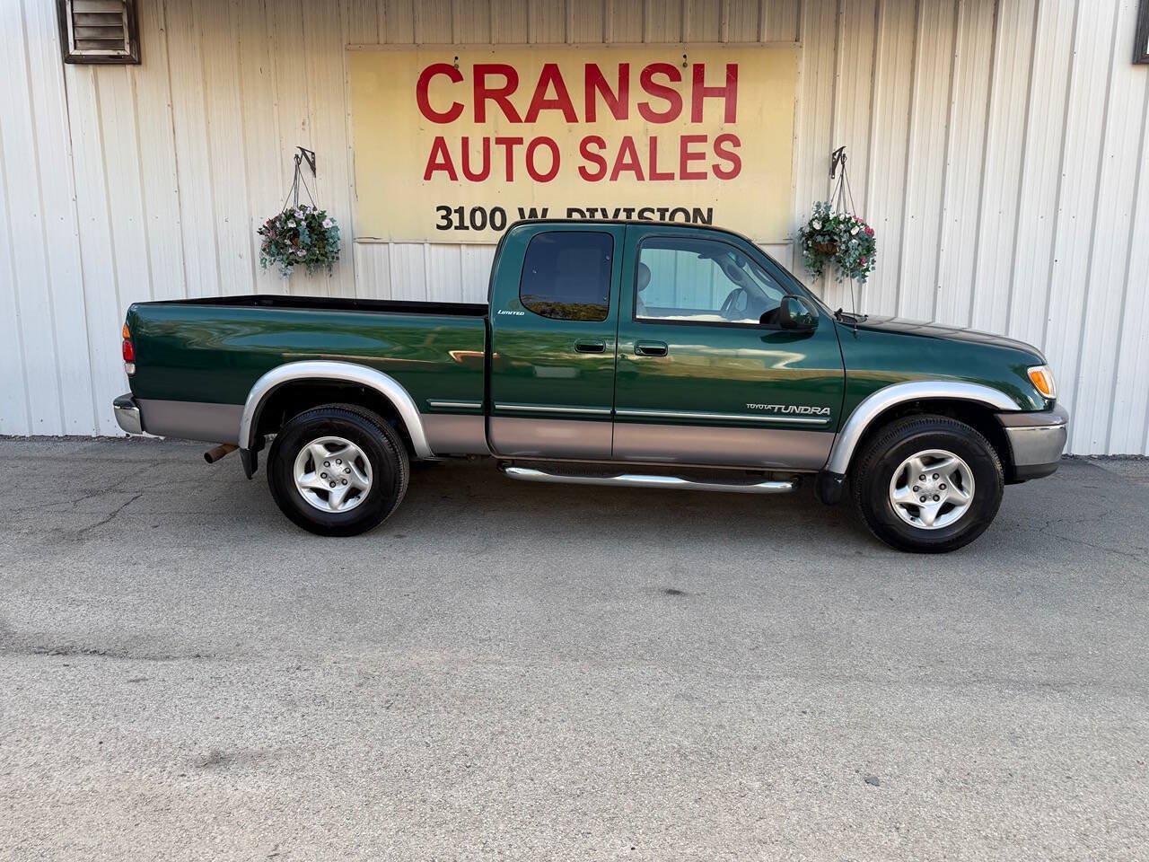 Used 2000 Toyota Tundra Limited RWD image 4