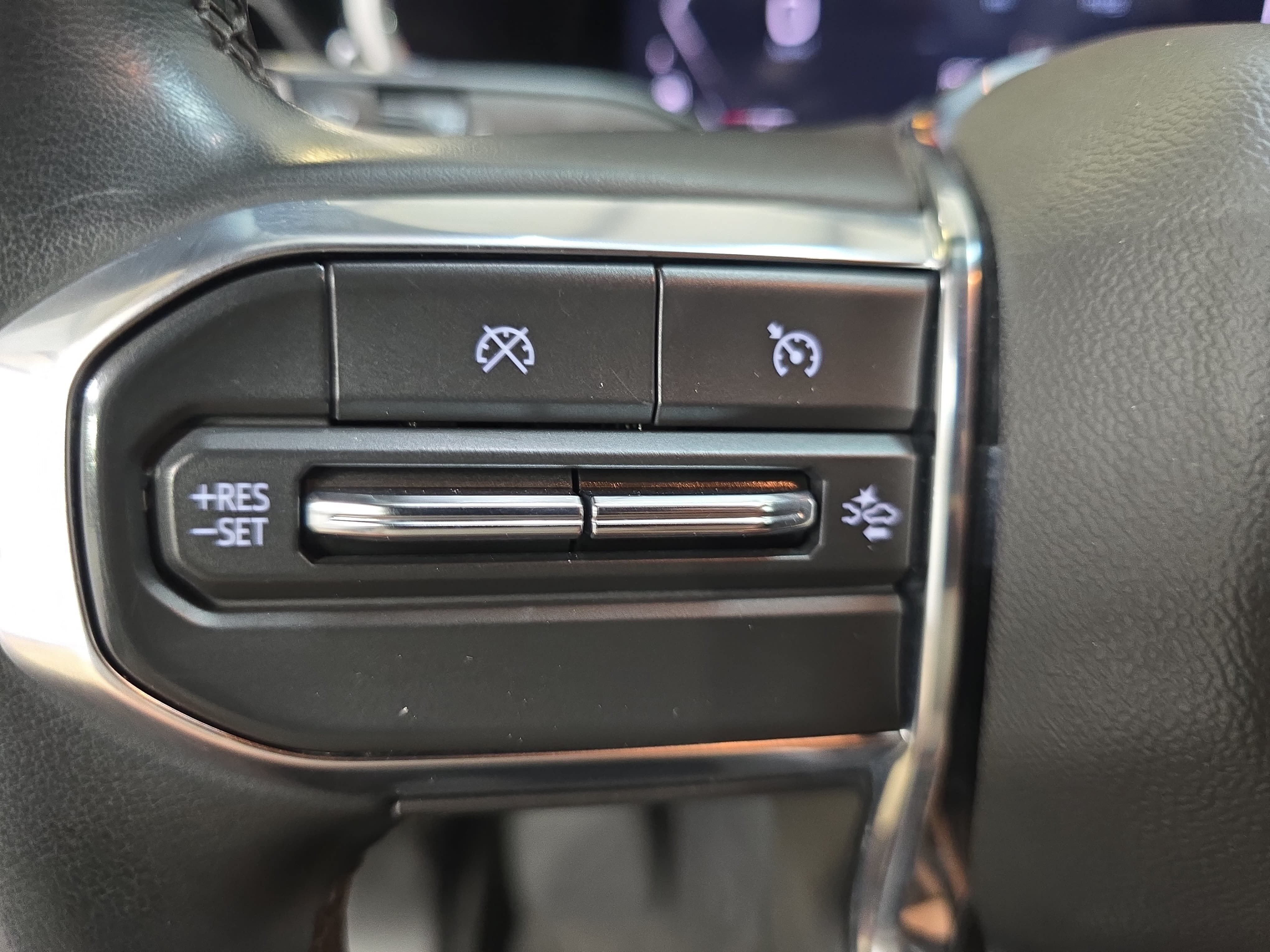 Used 2024 GMC Canyon Elevation w/ Convenience Package RWD image 14