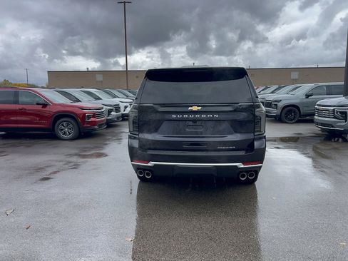 New 2026 Chevrolet Suburban Premier w/ Sun And Tow Package AWD/4WD image 6