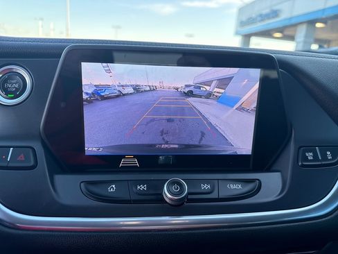 Used 2020 Chevrolet Blazer LT image 23