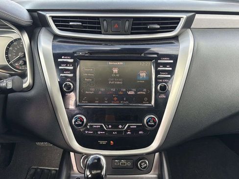 Used 2020 Nissan Murano SL w/ Moonroof Package image 10