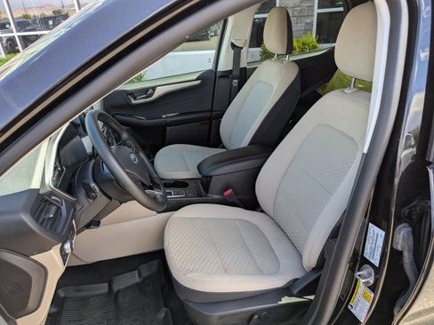 Used 2022 Ford Escape SE w/ Convenience Package AWD/4WD image 11