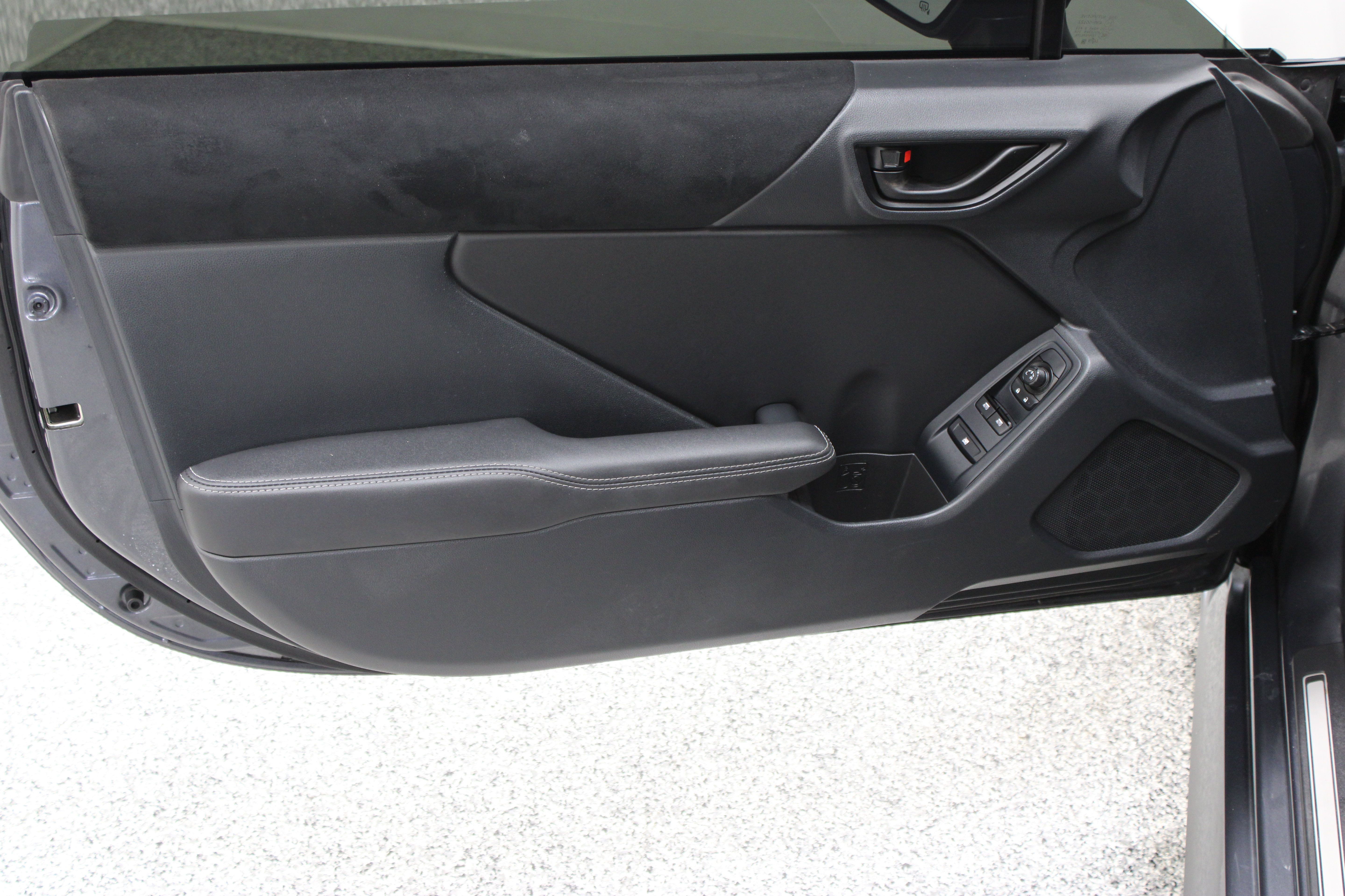 Used 2025 Toyota GR86 Premium RWD image 13