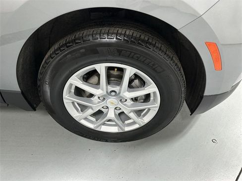 Used 2024 Chevrolet Equinox LT w/ LPO, Floor Liner Package image 19