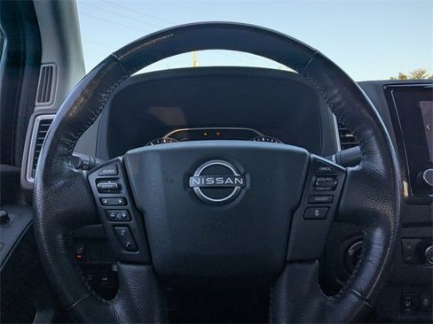 Used 2022 Nissan Frontier SV image 21