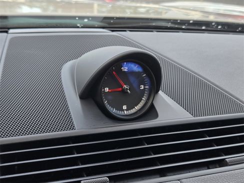 Used 2023 Porsche Panamera Platinum Edition image 34