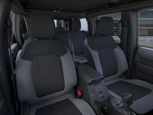 New 2025 Ford Bronco Big Bend image 10