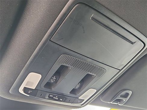 Used 2023 Honda Pilot TrailSport image 29