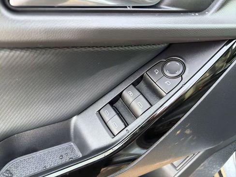 New 2026 Chevrolet Equinox LT w/ Convenience Package II image 26