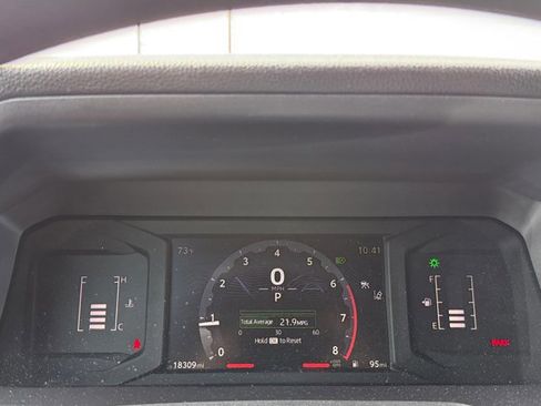 Used 2024 Toyota Tacoma SR5 AWD/4WD image 19