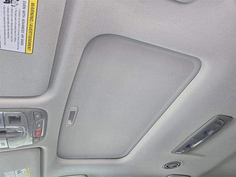 New 2025 Kia Telluride S image 18