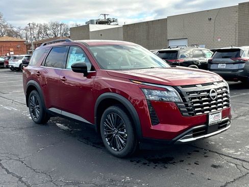 New 2026 Nissan Pathfinder SL AWD/4WD image 3