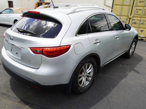 Used 2010 INFINITI FX35 AWD w/ Navigation Pkg image 10