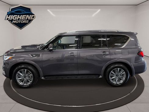 Used 2024 INFINITI QX80 Luxe image 3