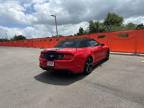 Used 2020 Ford Mustang Convertible image 9