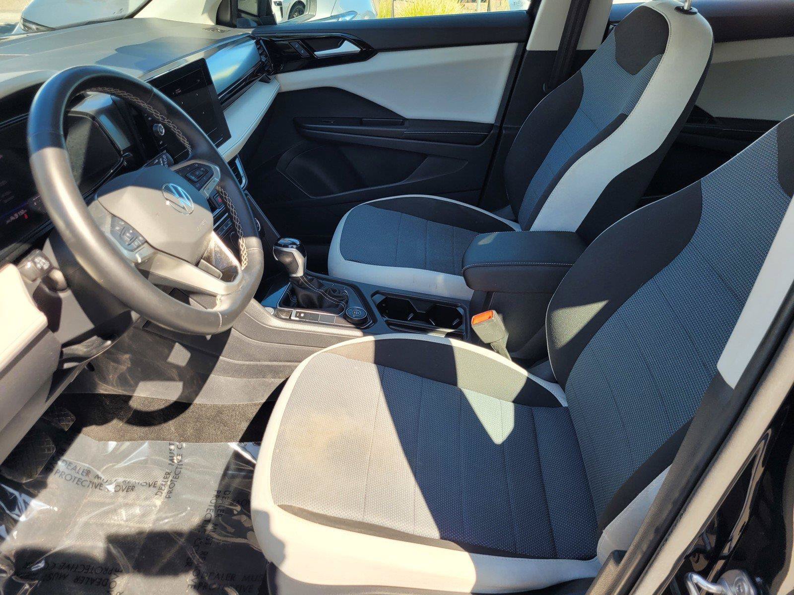 Certified 2025 Volkswagen Taos S AWD/4WD image 17