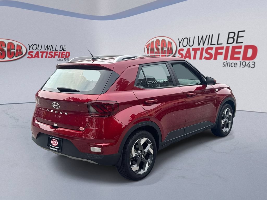 Certified 2024 Hyundai Venue Limited FWD image 6