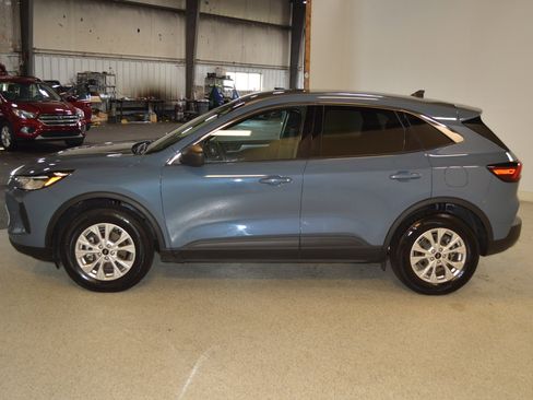 Used 2024 Ford Escape Active image 6