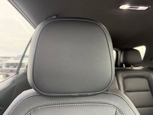 Used 2025 Chevrolet Equinox LT w/ Convenience Package II image 33