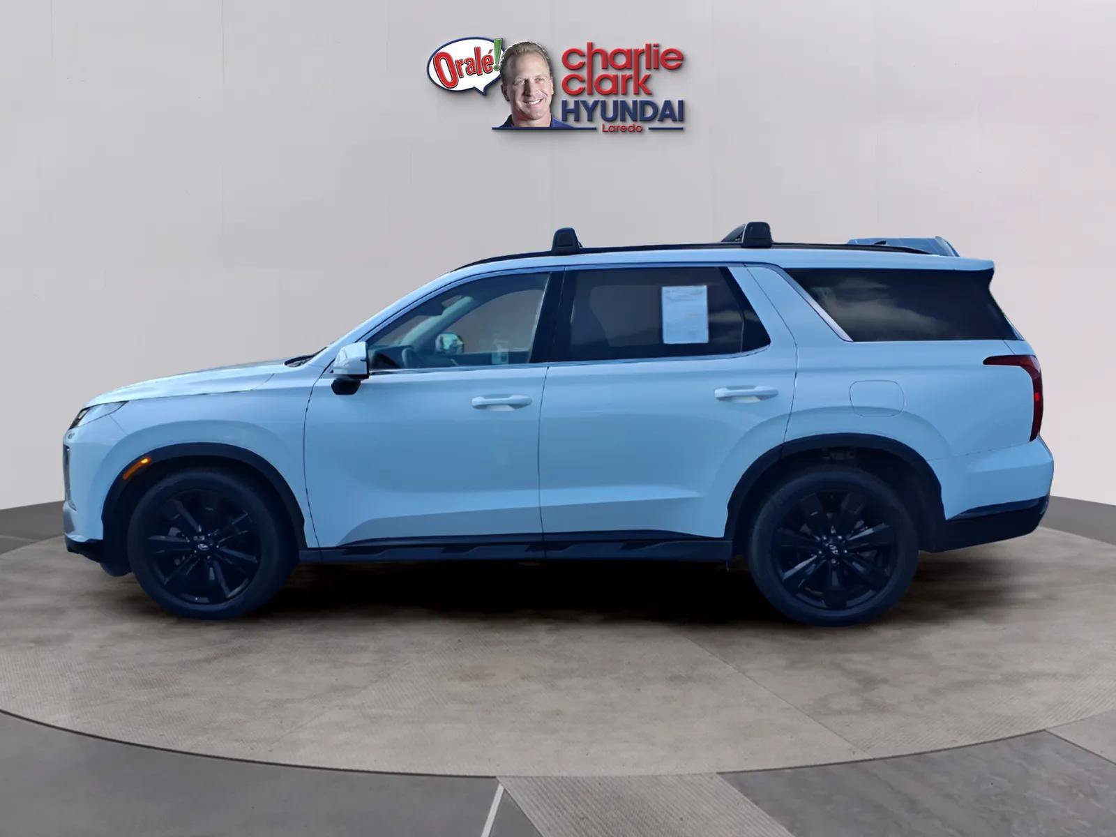 Certified 2025 Hyundai Palisade XRT FWD image 2