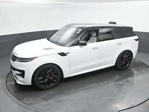 Used 2024 Land Rover Range Rover Sport Dynamic SE AWD/4WD image 36