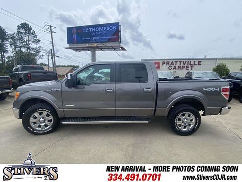 Used 2011 Ford F150 Lariat w/ Lariat Chrome Pkg AWD/4WD image 39