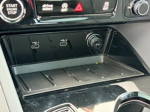 New 2025 Audi Q5 2.0T Premium image 25