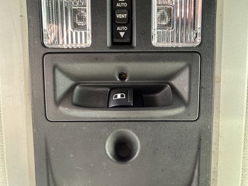 Used 2016 RAM 1500 Laramie Longhorn w/ Convenience Group image 40