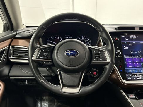 Used 2020 Subaru Outback Touring AWD/4WD image 14