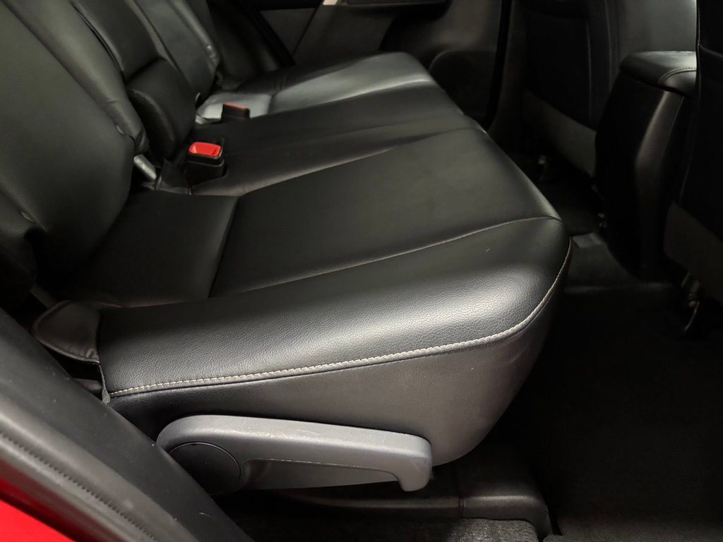 Used 2015 Toyota RAV4 Limited w/ Technology Package AWD/4WD image 50